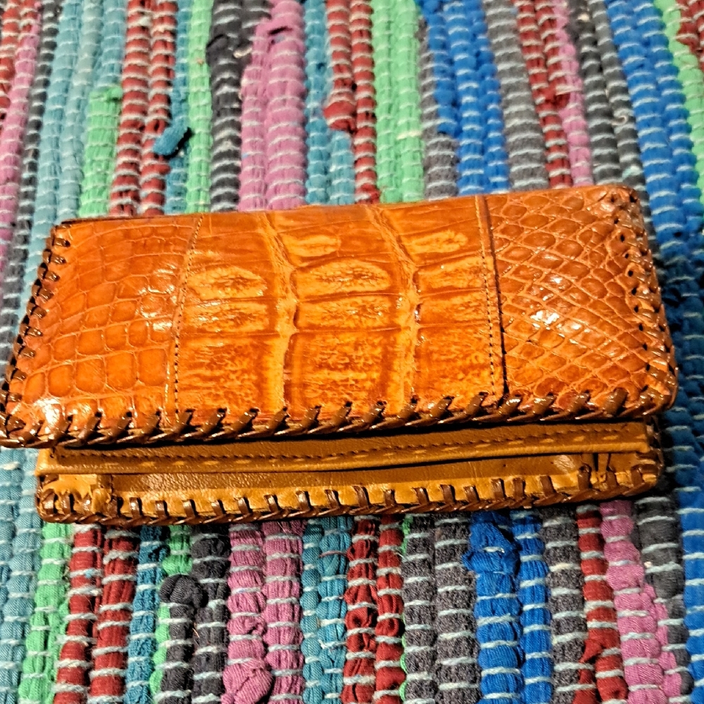 VINTAGE Elegant Orange Leather Crocodile Pattern Wallet